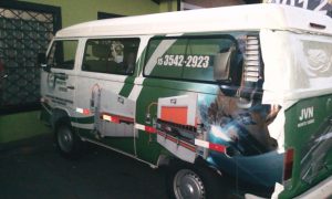envelopamento de veiculo kombi em campinas
